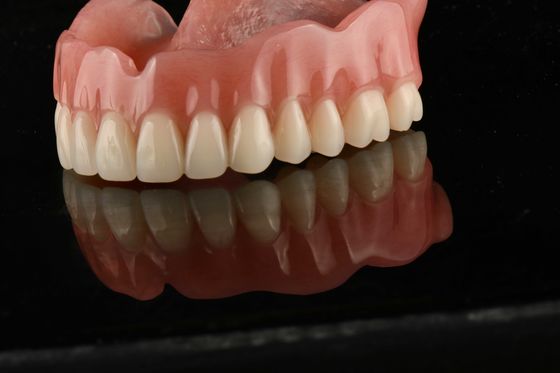 kaufen Geruchsbeständige Acryl-Zahnentfernbare Zahnprothesen für den natürlichen Zahnersatz on-line-Fertigung