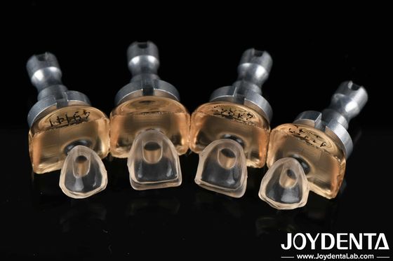 kaufen Hohe Biokompatibilität Glas Porzellan Keramik Veneers 0,3 mm-0,8 mm Für Zahnbleichung on-line-Fertigung